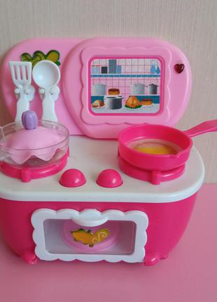 Кухня для маленьких кукол, игрушечная кухня