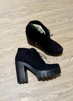 Черные замшевые ботинки натуральная замша ботильоны