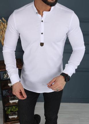 Мужская белая рубашка на 3 пуговицы