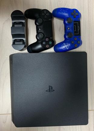 PS 4 - PlayStation 4