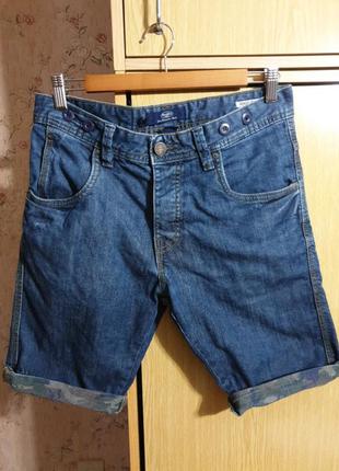 Стильные джинсовые шорты bershka