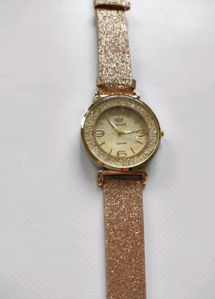 Наручные часы золотые часики на руку годинник ручний большие