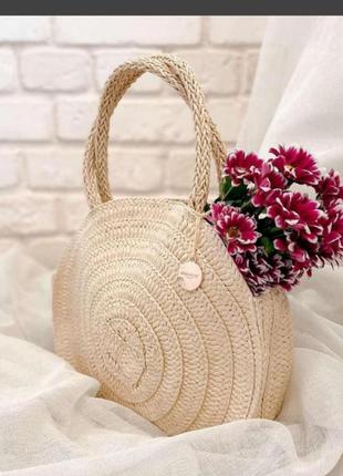 Соломенная плетеная сумочка