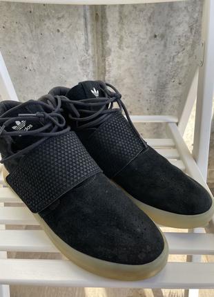 Кросівки Adidas tubular чорні, стан нового