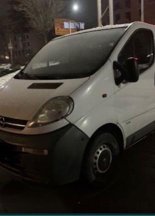 Renault Trafic Трафик запчасти шрот канго разборка виваро кузов с