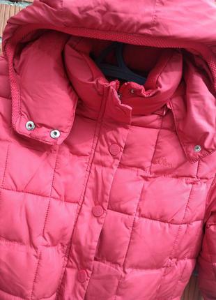 Зимняя и теплая куртка s,oliver