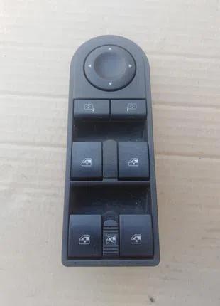 Блок кнопка стеклоподьемника Opel Astra H Zafira 13183696