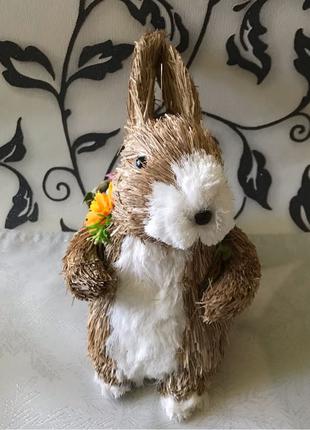 Пасхальный кролик с корзиной Голландия