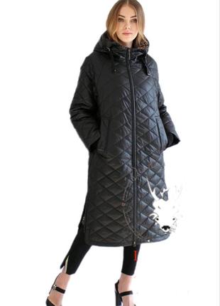 Удлиненное демисезонное стёганое женское пальто