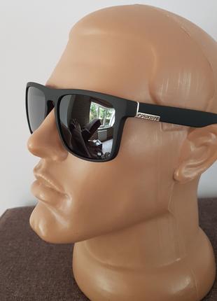 Солнцезащитные очки с поляризацией Quisviker - Polarized