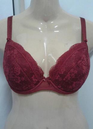 Бюстгальтер wonderbra 65e