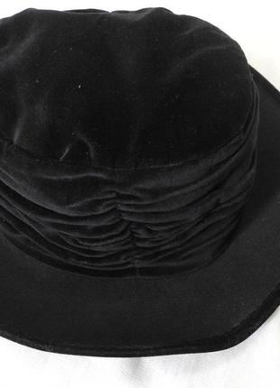 Женская черная шляпа из фетра с полями. р.57 (m) англия
