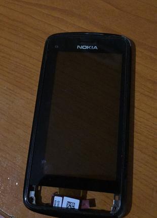 Передняя часть Nokia C6