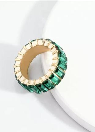 Кольцо женское цирконий камни золото кільце зелёное