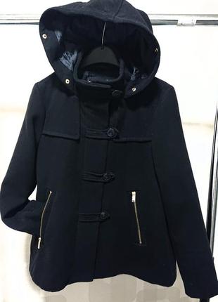 Шерстяное пальто с капюшоном zara