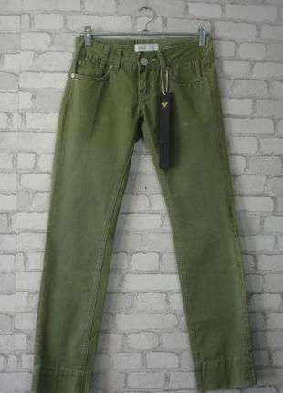 Зеленые джинсы ---fracomina--42-44 р -----сток--распродажа