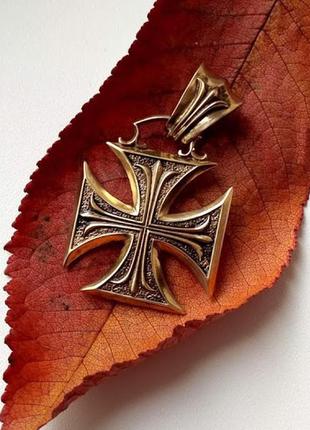 Мальтийский крест кулон подвес в байкерском стиле
