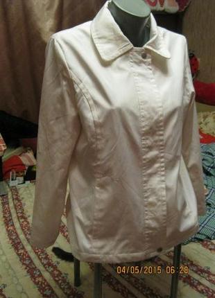 Фирменная белая женская ветровка куртка как новая 44-10 S