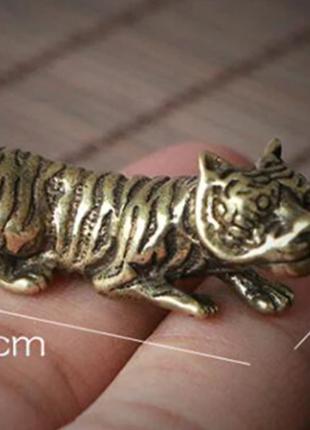 Фігурка статуетка сувенір тигра лежить метал середній