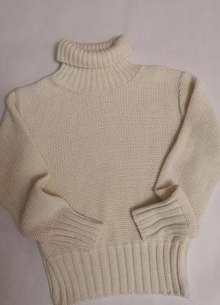 Тёплый красивый качественный свитер made in italy