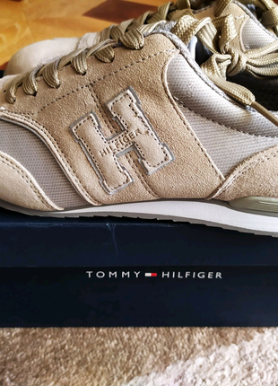 Классные, натуральные оригиналы кроссы Tommy Hilfiger