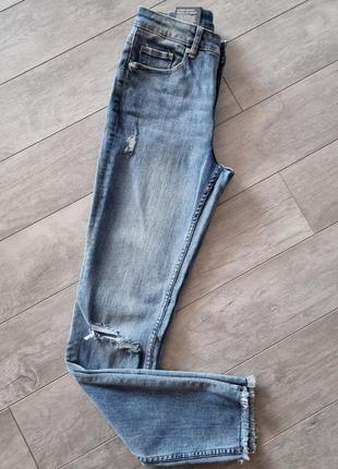 Жіночі джинси h&m в наявності