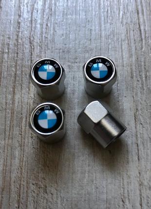 Колпачки на ниппеля с логотипом BMW