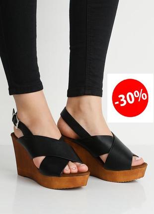 Розпродаж!!! знижка -30% стильні босоніжки на платформі бренду...