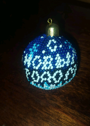 Ёлочное украшение ручной работы бисер шарик "с новым годом"