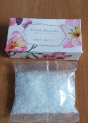 Соль парфюмированная для ванной Floral Blooms Англия