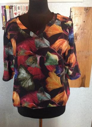 Жизнерадостная итальянская блуза сочной расцветки, р. 52-54
