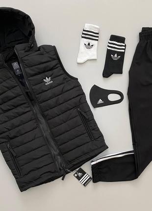 Набор 4 в 1 Adidas: жилетка - штаны - 2 пары носков унисекс ве...