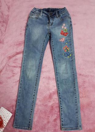 Красивые джинсы на девочку 122-140