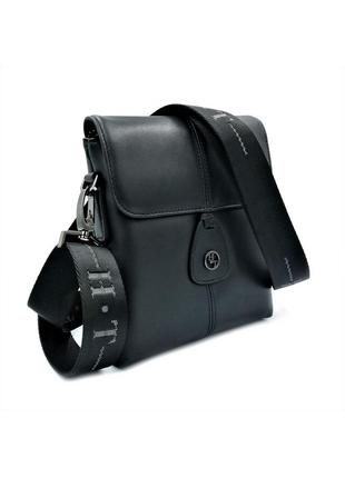 Мужская кожаная сумка H.T.Leather чёрного цвета 20 х 17 х 5 см...