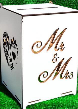 Весільна коробка для грошей mr & mrs з золотим акрилом 26см де...