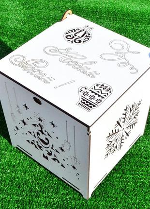 Белая коробка лдвп 16х16х16 см новогодняя подарочная коробочка...