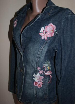 Стильний котоновий джинсовий піджак з квітами