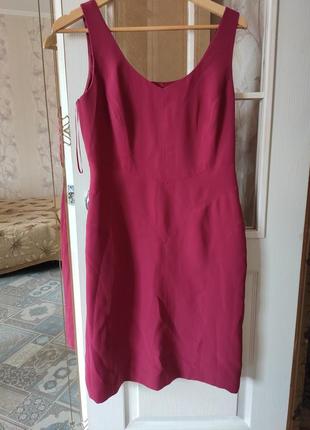 Бордовое приталенное элегантное платье 44 46 размер