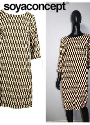 Сукня з абстрактним геометричним принтом soyaconcept в стилі 6...