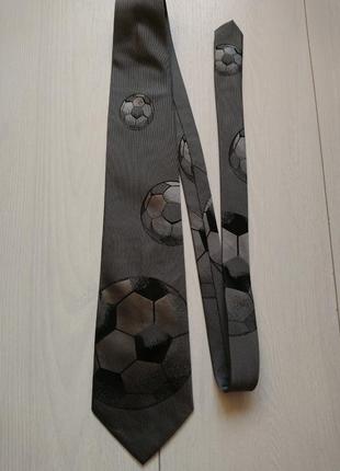 Футбольний краватка краватка
