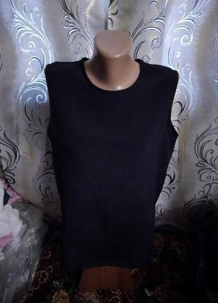 Базовая женская блуза черного цвета