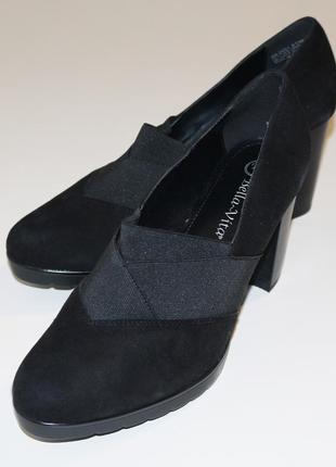 Замшевые удобные чёрные туфли bella vita на ногу средней полно...