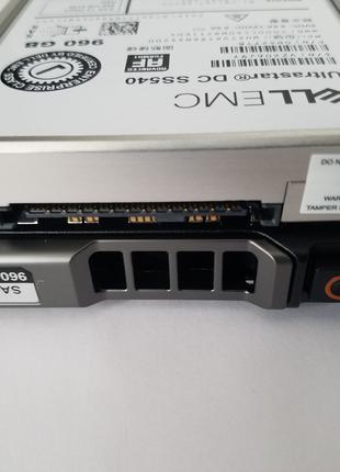 SSD Dell EMC 960GB Read Intensive 2.5" SAS 12G Hot Plug WD Ultras