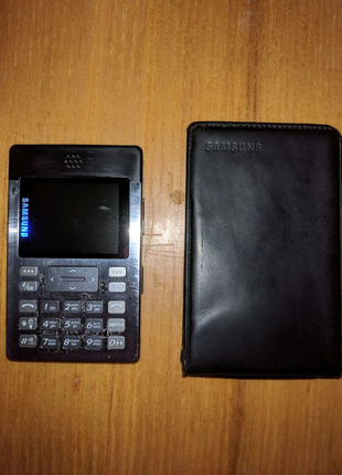 Samsung SGH-P300 | 2006 рік в колекцію
