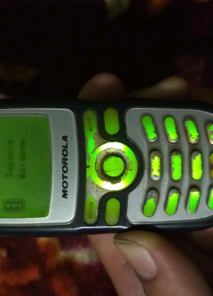 Телефон Motorola C200