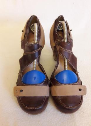 Оригинальные туфли фирмы tamaris ( германия) р. 37 стелька 24 см
