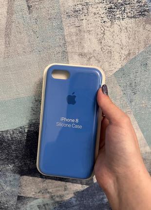 Новый чехол на айфон 8 синего цвета