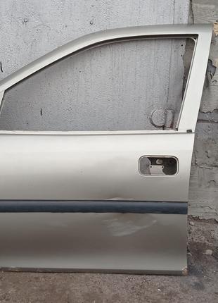Дверь Opel vectra b  Передняя левая