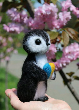 Пингвин игрушка интерьерная валяная из шерсти войлочная