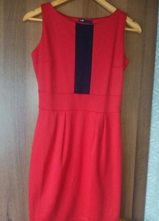 Красное платье oodji